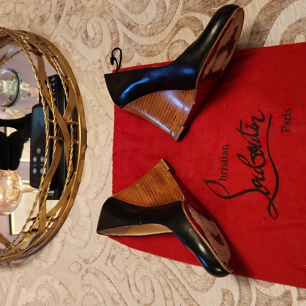 Christian Louboutin Wedge - Picture 3 of 4